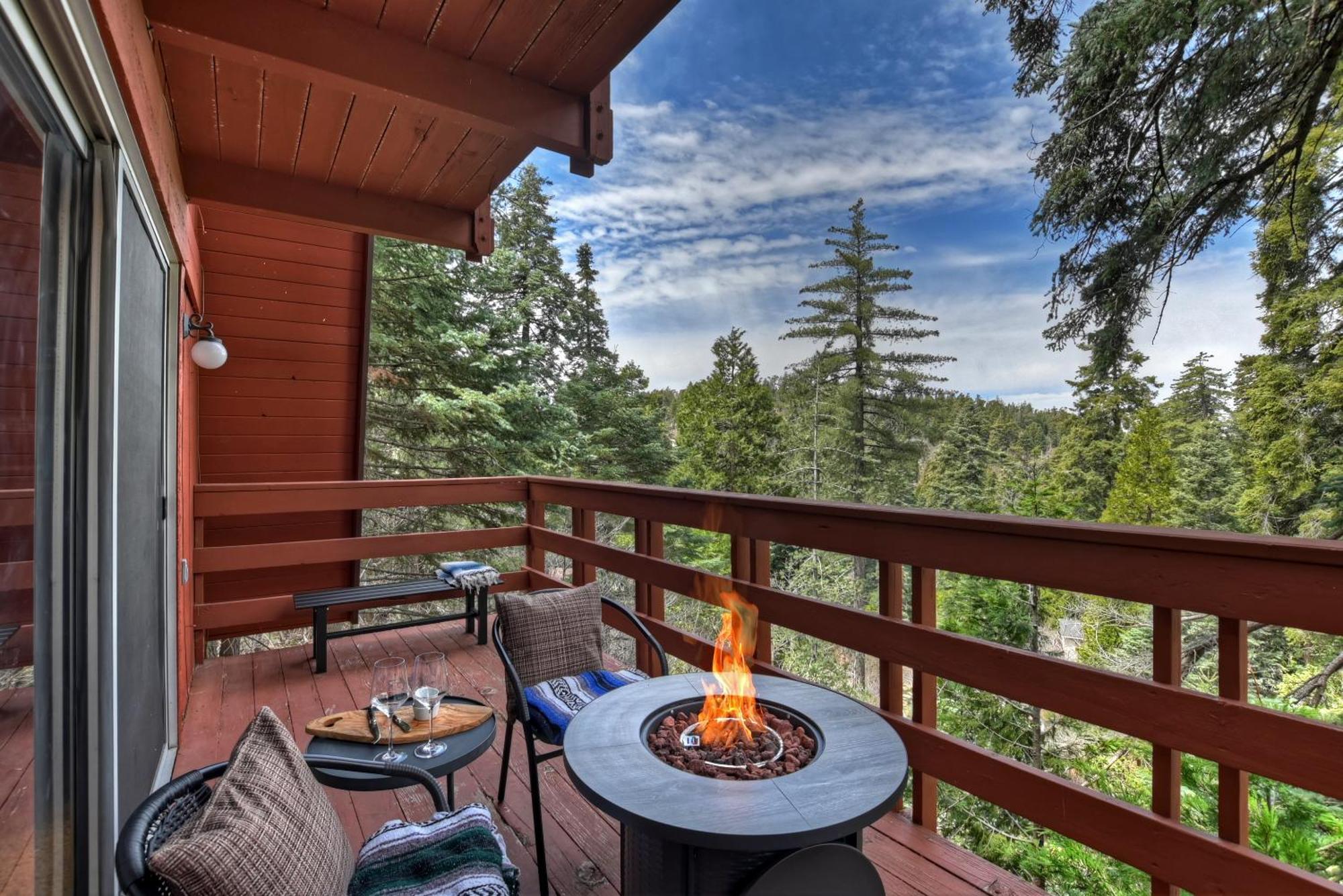 Pet & Kid Friendly Cozy Cabin, Bbq, Firepit, Outdoor Dining, Forest Views Lake Arrowhead Exterior foto